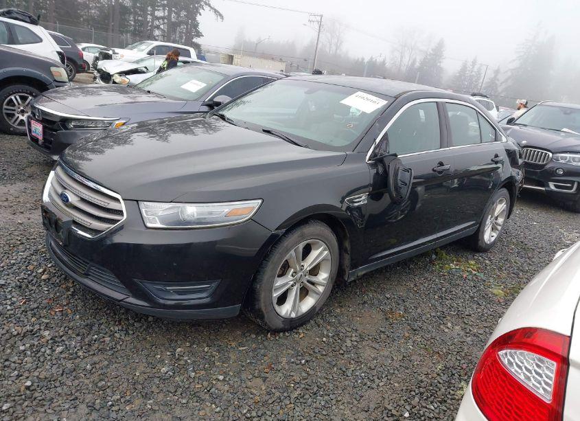 Photo 2 of 2013 Ford Taurus SEL (VIN 1FAHP2E80DG155840)