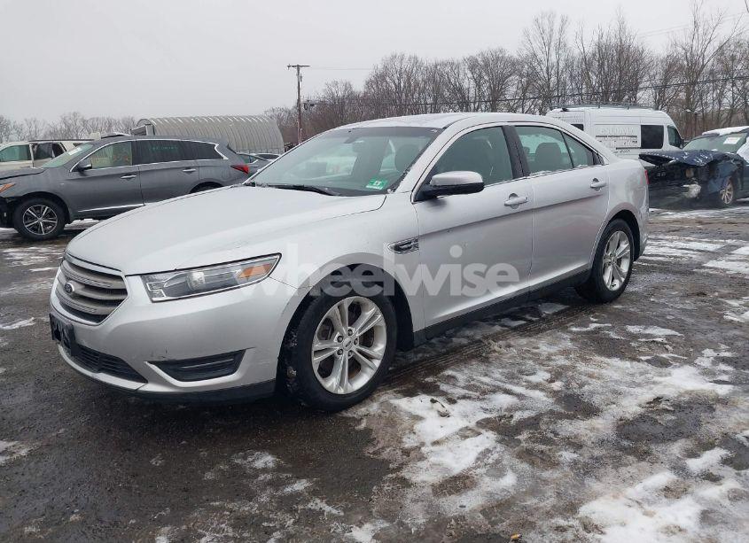 Photo 2 of 2013 Ford Taurus SEL (VIN 1FAHP2E80DG177532)
