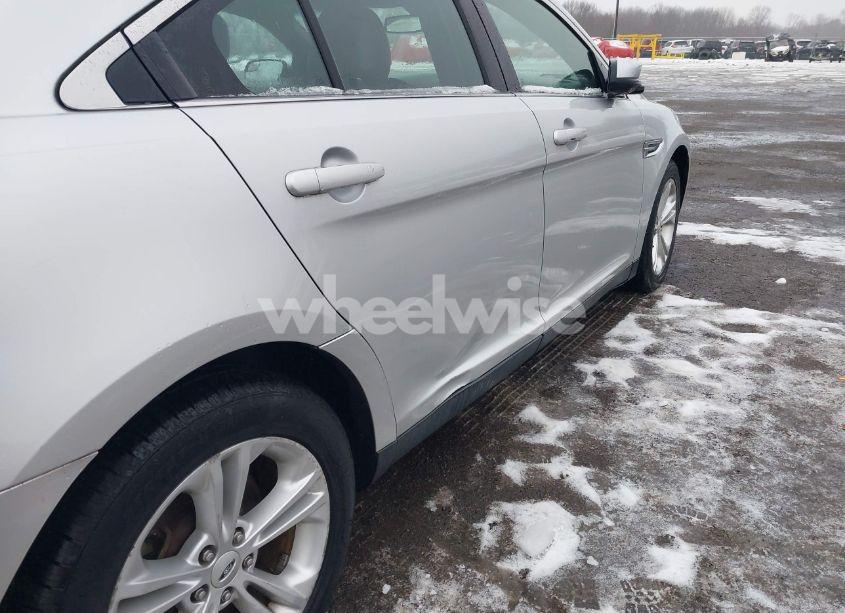 Photo 6 of 2013 Ford Taurus SEL (VIN 1FAHP2E80DG177532)