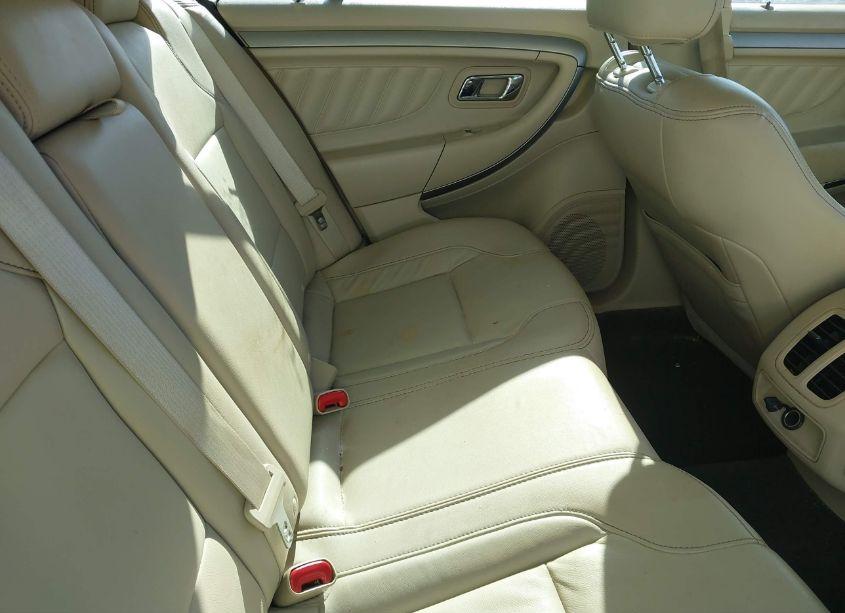 Photo 8 of 2013 Ford Taurus SEL (VIN 1FAHP2E80DG183475)