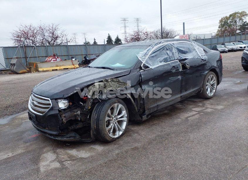 Photo 2 of 2013 Ford Taurus SEL (VIN 1FAHP2E80DG198719)