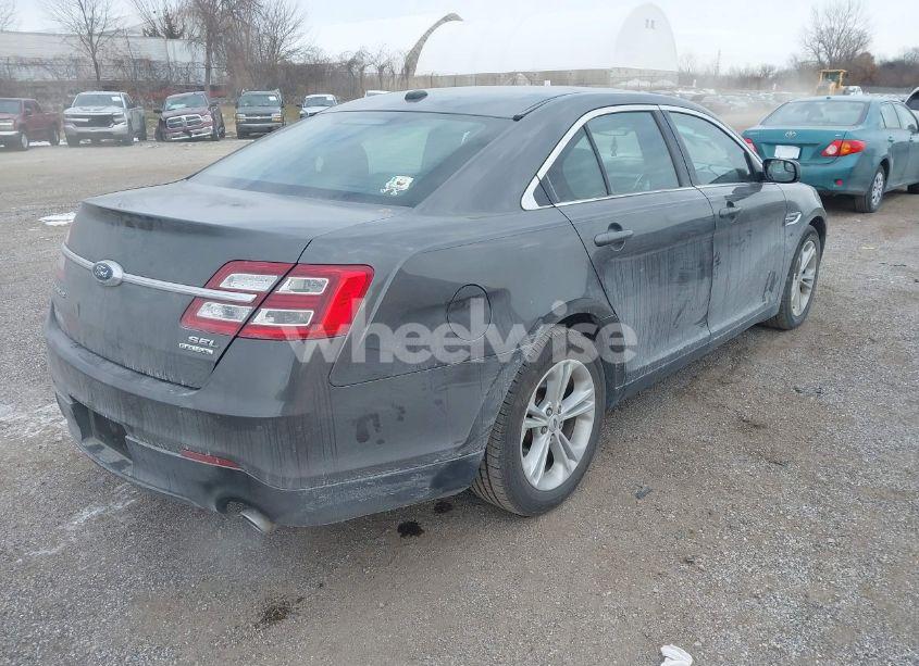 Photo 4 of 2015 Ford Taurus SEL (VIN 1FAHP2E80FG115907)