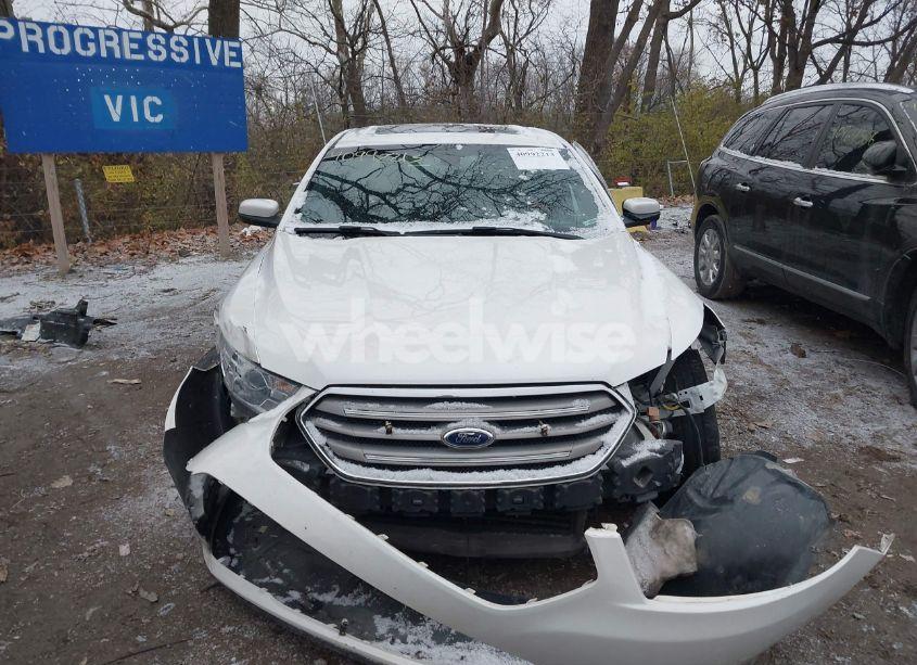 Photo 12 of 2015 Ford Taurus SEL (VIN 1FAHP2E80FG167330)