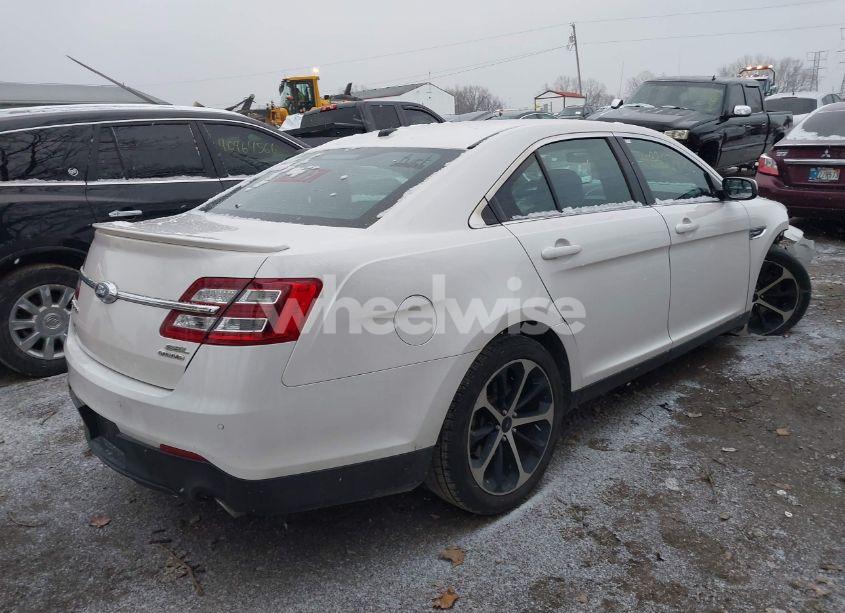 Photo 4 of 2015 Ford Taurus SEL (VIN 1FAHP2E80FG167330)