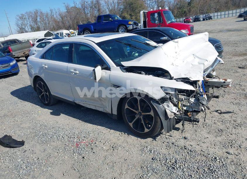 2015 Ford Taurus SEL (VIN 1FAHP2E80FG172351) main photo