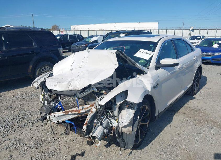 Photo 6 of 2015 Ford Taurus SEL (VIN 1FAHP2E80FG172351)