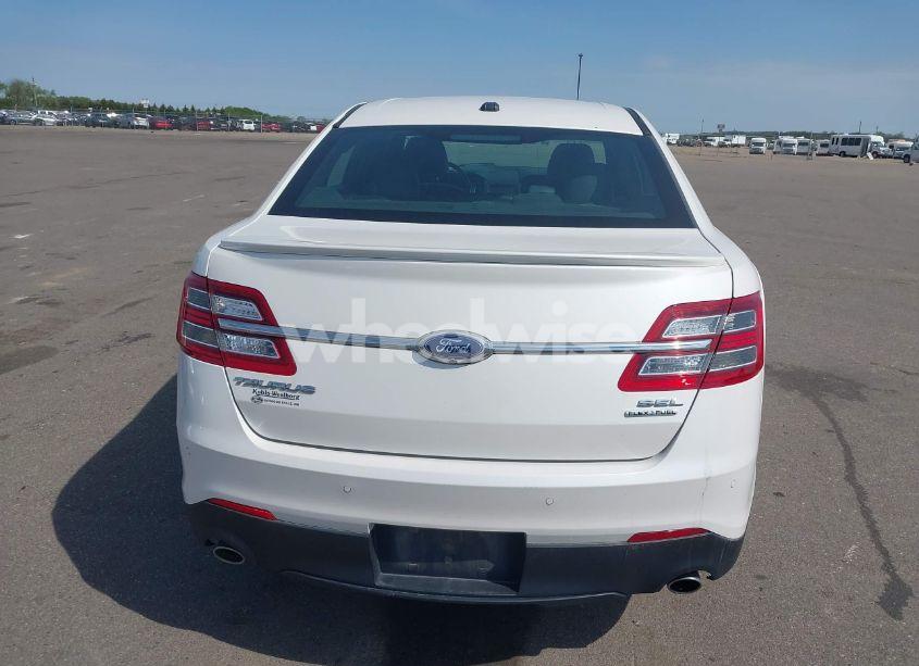 Photo 16 of 2015 Ford Taurus SEL (VIN 1FAHP2E80FG177856)