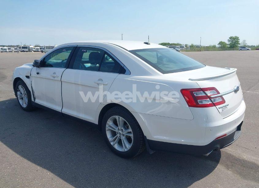 Photo 3 of 2015 Ford Taurus SEL (VIN 1FAHP2E80FG177856)