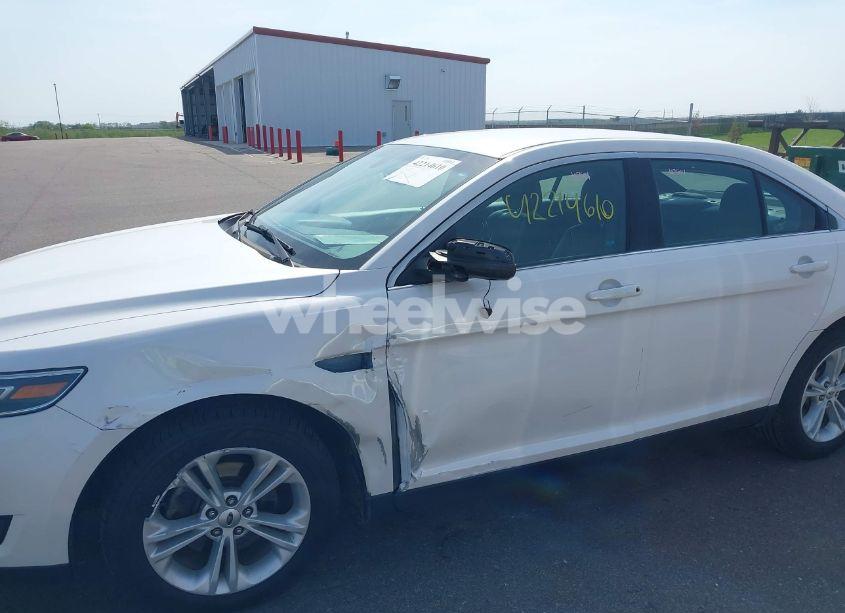 Photo 6 of 2015 Ford Taurus SEL (VIN 1FAHP2E80FG177856)