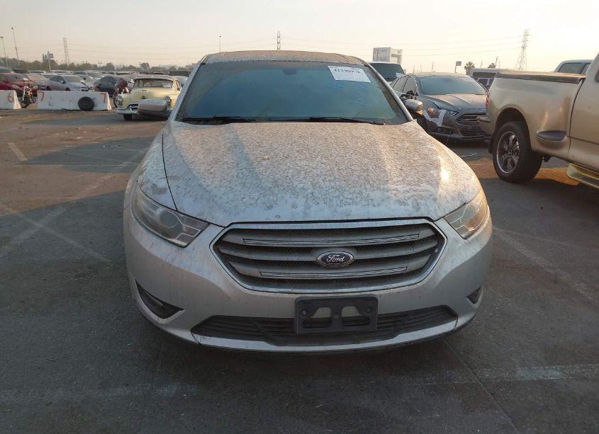 Photo 13 of 2015 Ford Taurus SEL (VIN 1FAHP2E80FG200522)