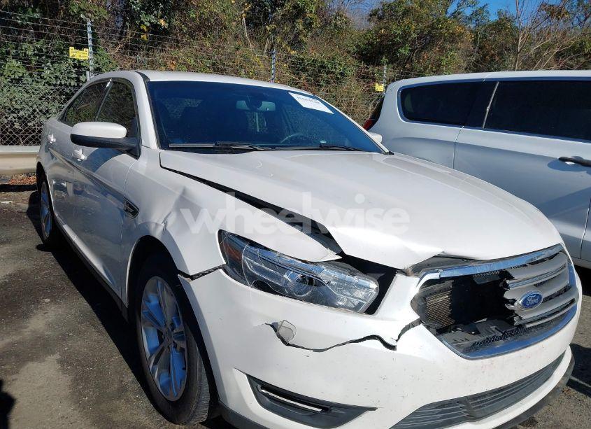 2016 Ford Taurus SEL (VIN 1FAHP2E80GG125628) main photo