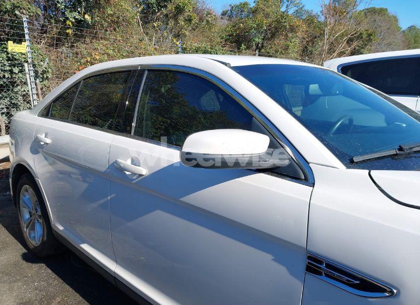 Photo 13 of 2016 Ford Taurus SEL (VIN 1FAHP2E80GG125628)