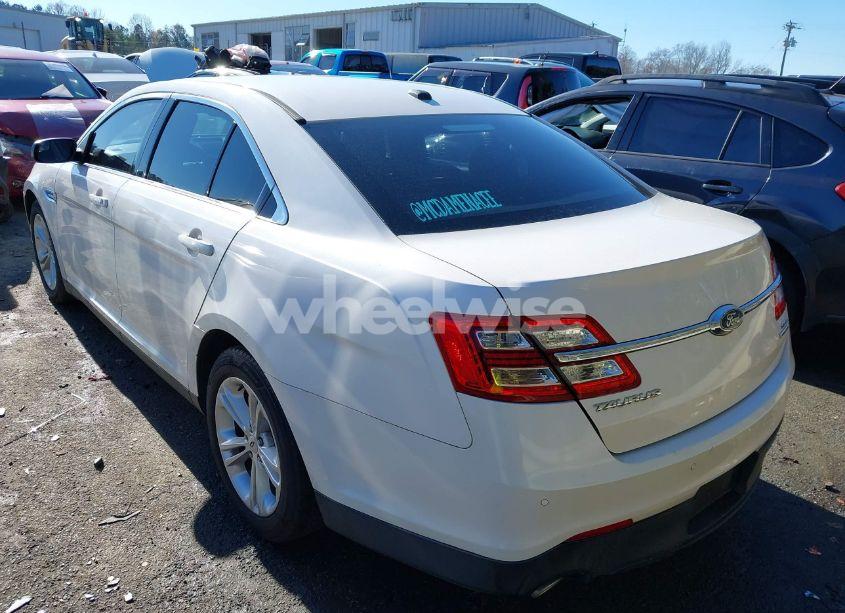 Photo 3 of 2016 Ford Taurus SEL (VIN 1FAHP2E80GG125628)