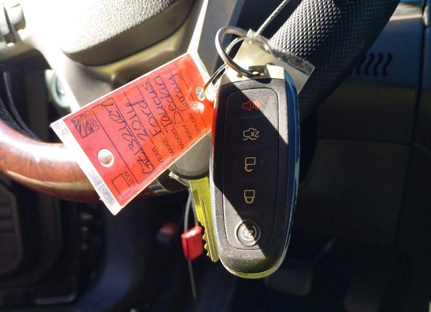 Photo 11 of 2016 Ford Taurus SEL (VIN 1FAHP2E80GG132627)