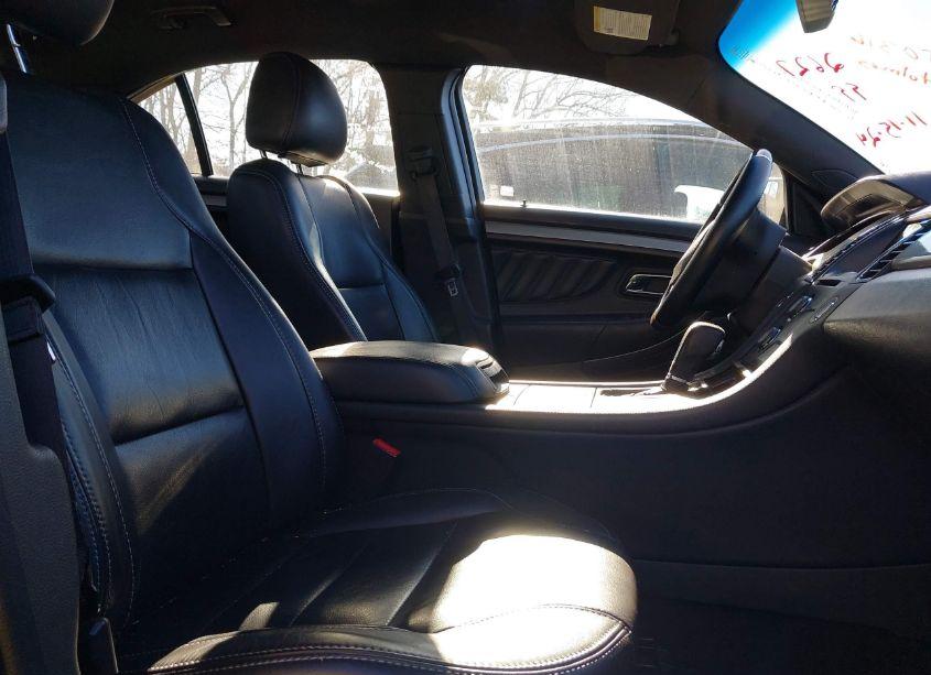 Photo 5 of 2016 Ford Taurus SEL (VIN 1FAHP2E80GG132627)