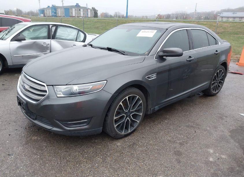 Photo 2 of 2017 Ford Taurus SEL (VIN 1FAHP2E80HG112864)