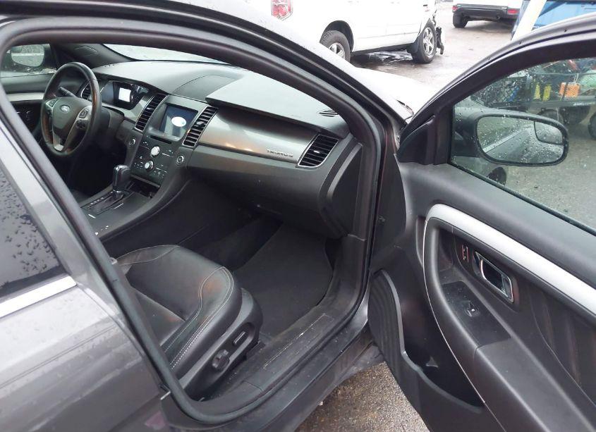 Photo 5 of 2017 Ford Taurus SEL (VIN 1FAHP2E80HG112864)