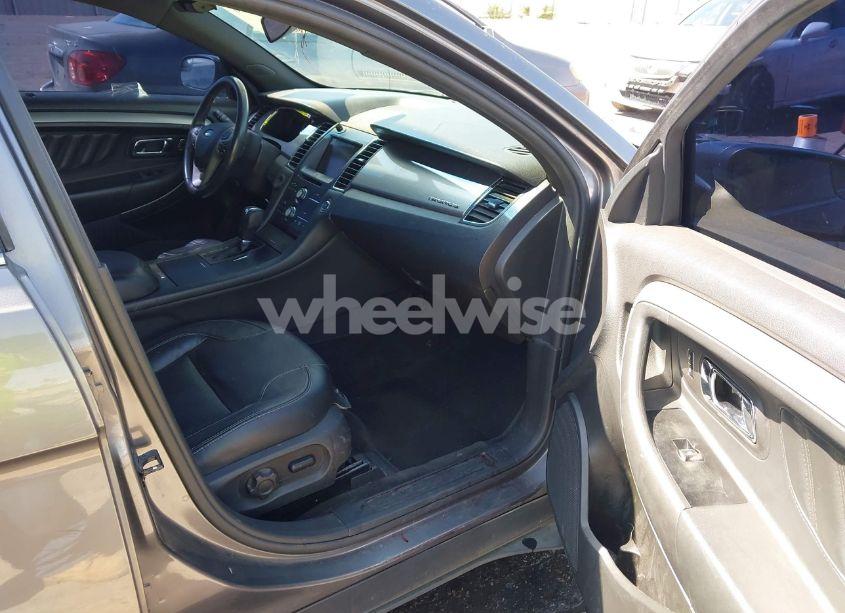 Photo 5 of 2013 Ford Taurus SEL (VIN 1FAHP2E81DG113242)