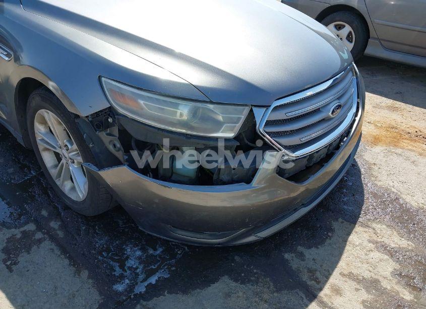 Photo 6 of 2013 Ford Taurus SEL (VIN 1FAHP2E81DG113242)