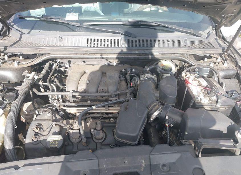 Photo 10 of 2013 Ford Taurus SEL (VIN 1FAHP2E81DG137587)