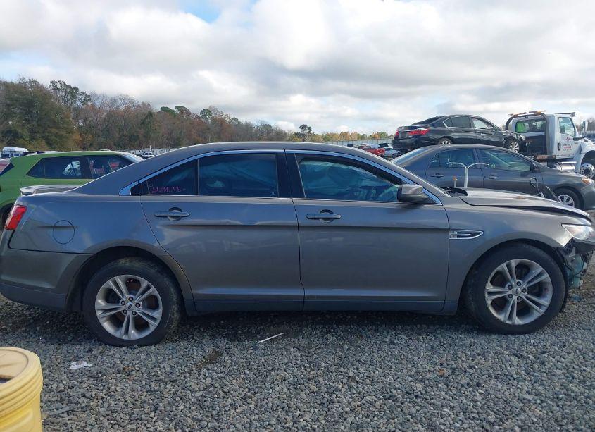 Photo 13 of 2013 Ford Taurus SEL (VIN 1FAHP2E81DG137587)