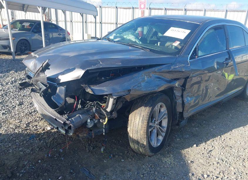 Photo 6 of 2013 Ford Taurus SEL (VIN 1FAHP2E81DG137587)