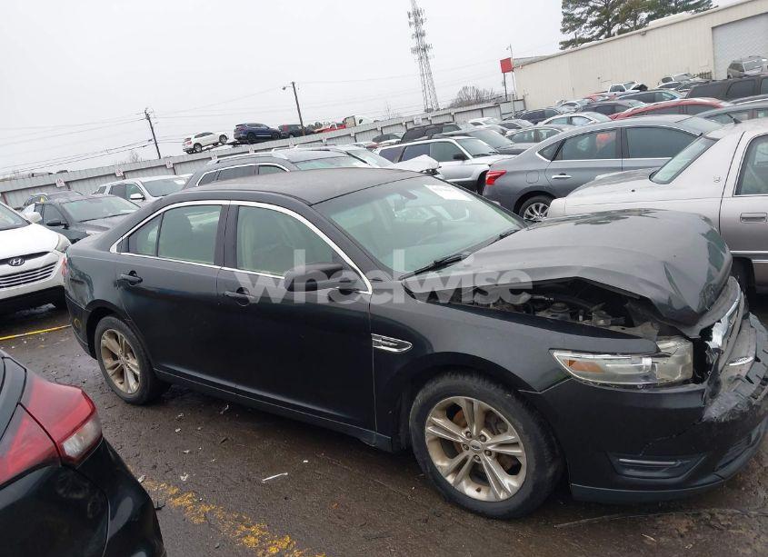 Photo 13 of 2013 Ford Taurus SEL (VIN 1FAHP2E81DG147519)