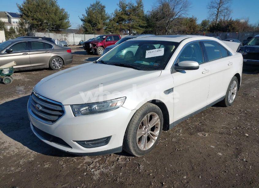 Photo 2 of 2013 Ford Taurus SEL (VIN 1FAHP2E81DG176485)