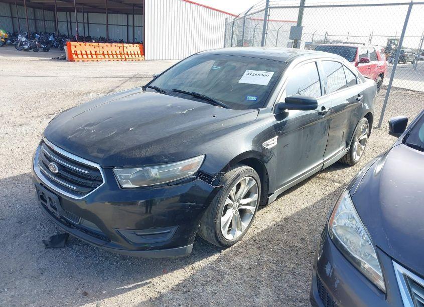 Photo 2 of 2013 Ford Taurus SEL (VIN 1FAHP2E81DG197594)