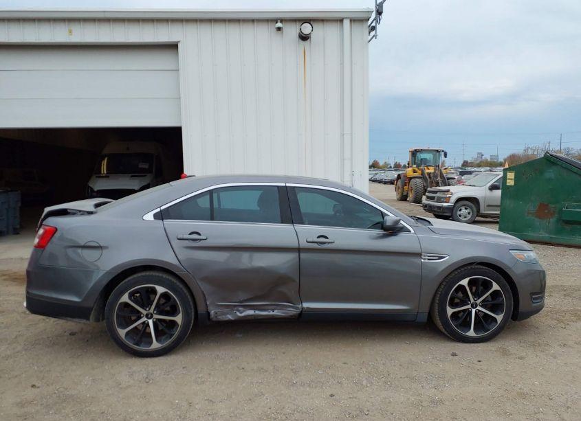 Photo 13 of 2014 Ford Taurus SEL (VIN 1FAHP2E81EG133203)