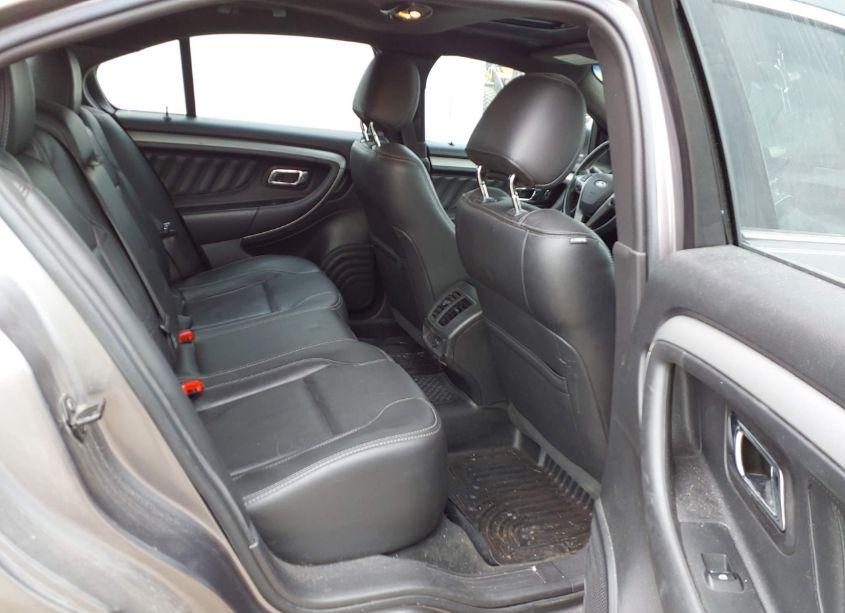 Photo 8 of 2014 Ford Taurus SEL (VIN 1FAHP2E81EG133203)