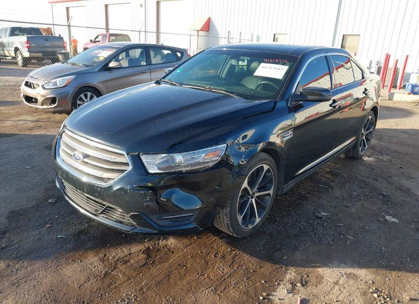 Photo 2 of 2014 Ford Taurus SEL (VIN 1FAHP2E81EG134173)