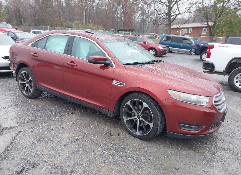 2014 Ford Taurus SEL (VIN 1FAHP2E81EG152706) main photo