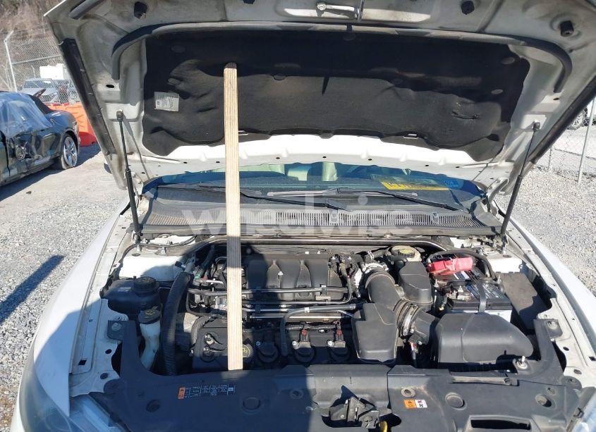 Photo 10 of 2014 Ford Taurus SEL (VIN 1FAHP2E81EG187116)