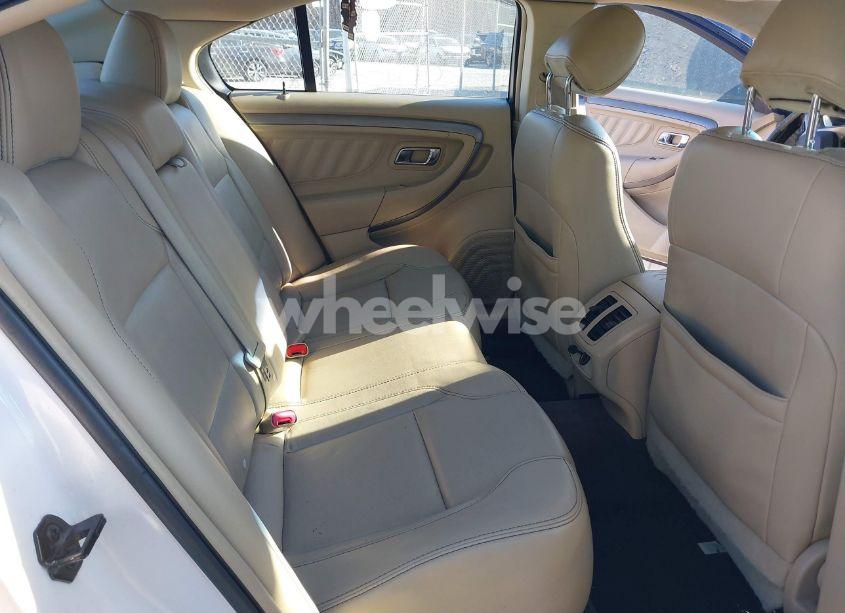 Photo 8 of 2014 Ford Taurus SEL (VIN 1FAHP2E81EG187116)