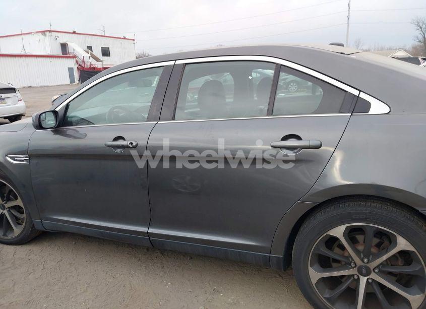 Photo 14 of 2015 Ford Taurus SEL (VIN 1FAHP2E81FG179454)