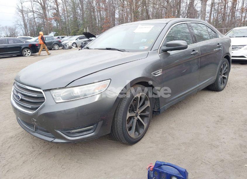 Photo 2 of 2015 Ford Taurus SEL (VIN 1FAHP2E81FG179454)