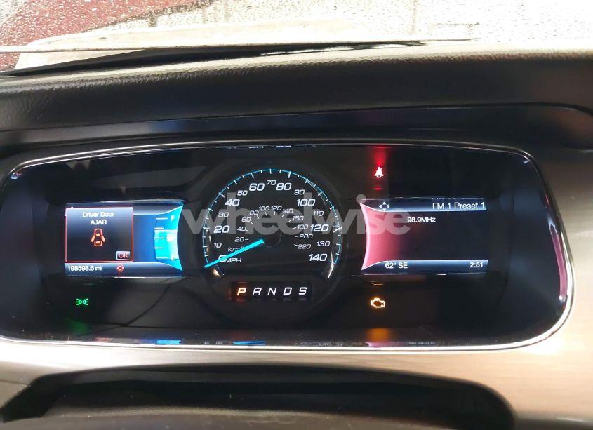 Photo 7 of 2015 Ford Taurus SEL (VIN 1FAHP2E81FG188655)