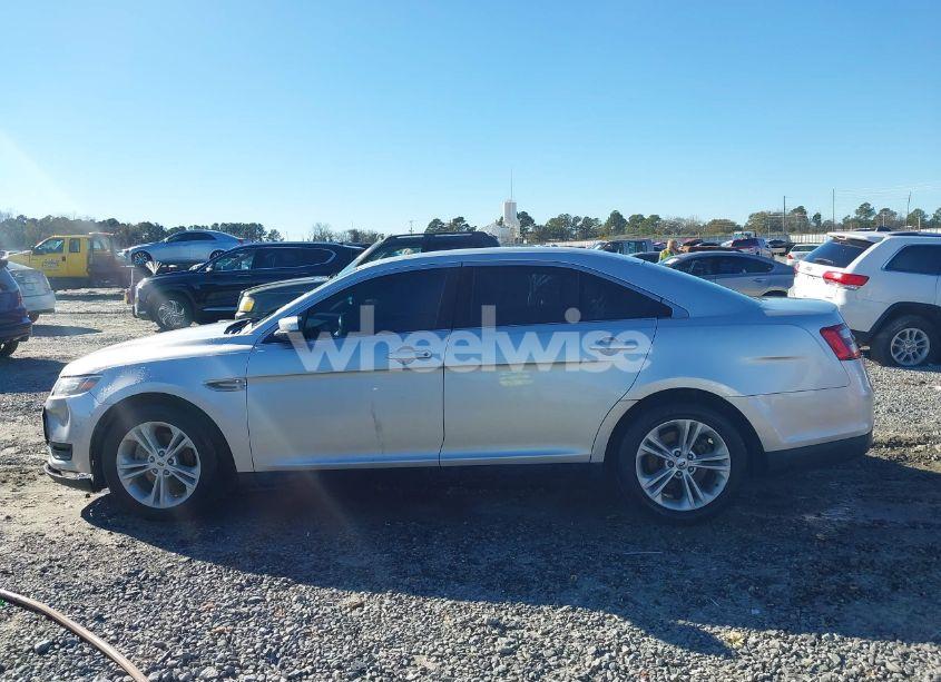 Photo 14 of 2015 Ford Taurus SEL (VIN 1FAHP2E81FG192544)