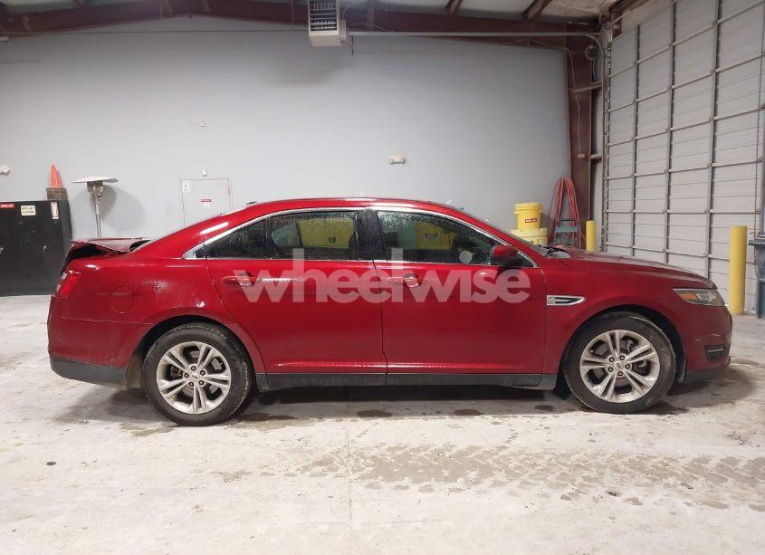 Photo 13 of 2015 Ford Taurus SEL (VIN 1FAHP2E81FG202067)