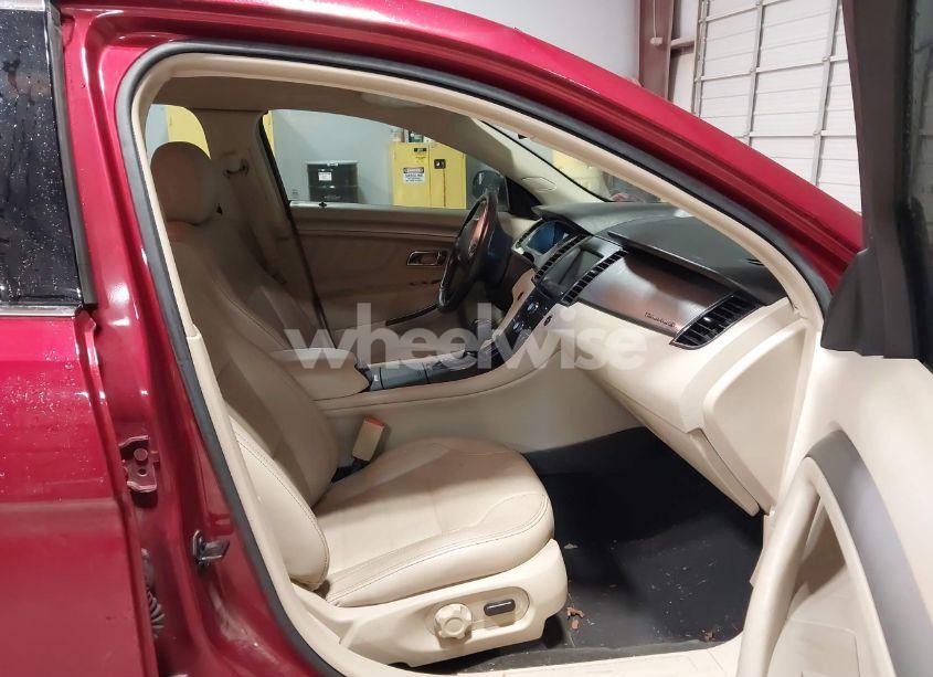 Photo 5 of 2015 Ford Taurus SEL (VIN 1FAHP2E81FG202067)