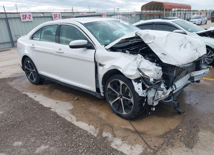 2016 Ford Taurus SEL (VIN 1FAHP2E81GG100740) main photo