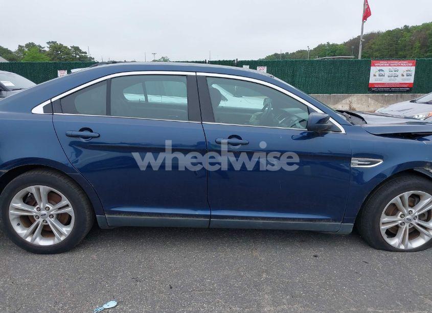 Photo 14 of 2016 Ford Taurus SEL (VIN 1FAHP2E81GG111690)