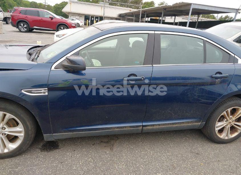 Photo 15 of 2016 Ford Taurus SEL (VIN 1FAHP2E81GG111690)