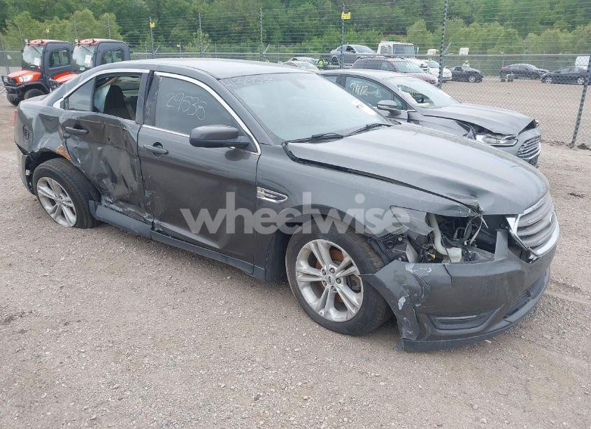 2016 Ford Taurus SEL (VIN 1FAHP2E81GG138503) main photo