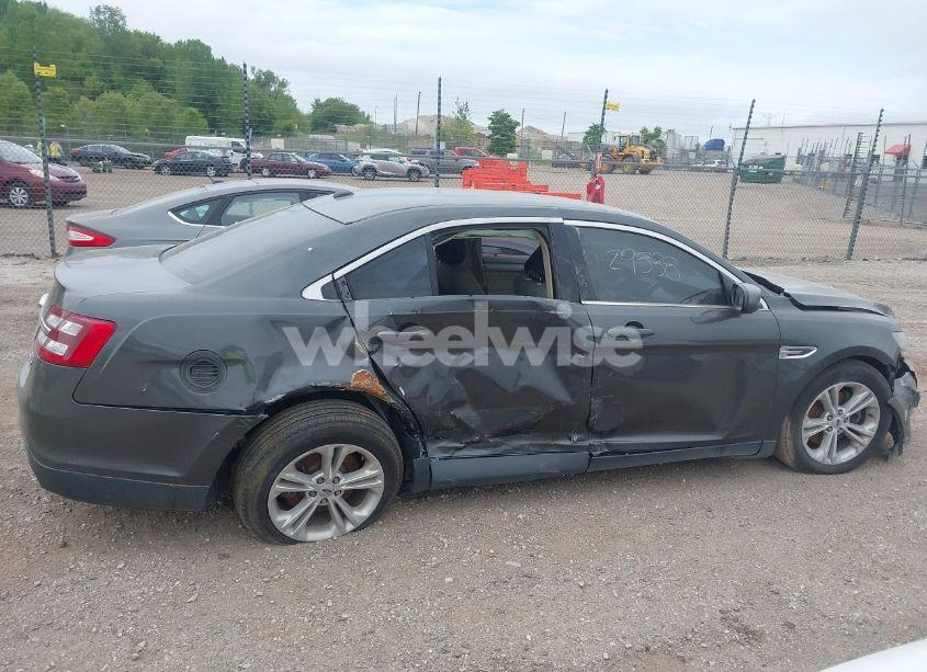 Photo 13 of 2016 Ford Taurus SEL (VIN 1FAHP2E81GG138503)