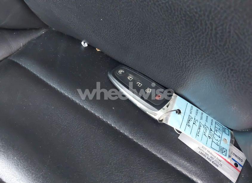 Photo 11 of 2016 Ford Taurus SEL (VIN 1FAHP2E81GG146939)