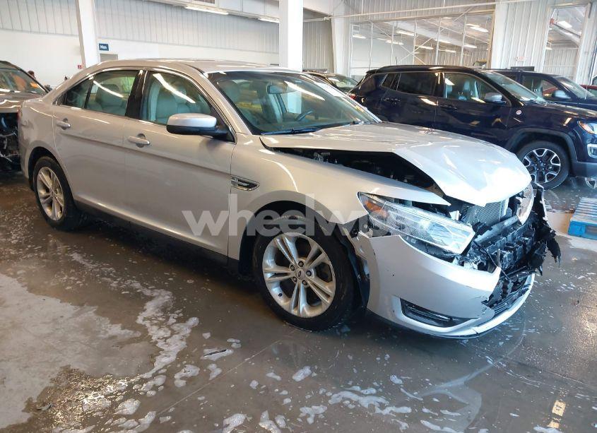 2017 Ford Taurus SEL (VIN 1FAHP2E81HG126272) main photo