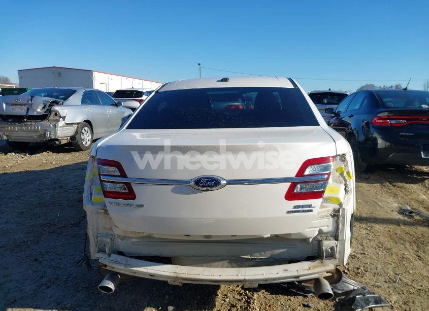 Photo 6 of 2017 Ford Taurus SEL (VIN 1FAHP2E81HG130287)