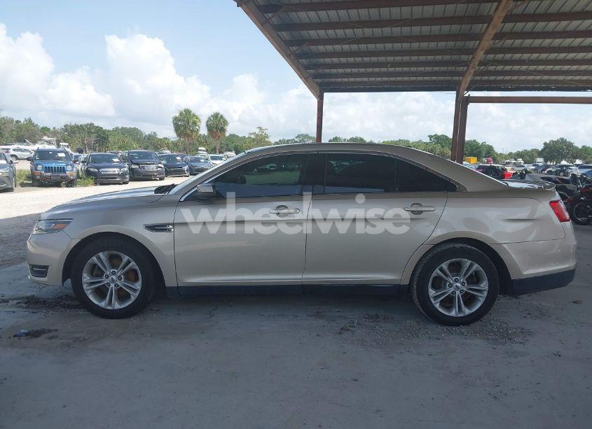 Photo 14 of 2017 Ford Taurus SEL (VIN 1FAHP2E81HG131858)